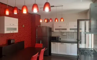 Vilă de lux cu vedere spectaculoasă spre Tâmpa  Green Valley zona Noua - Poză 13