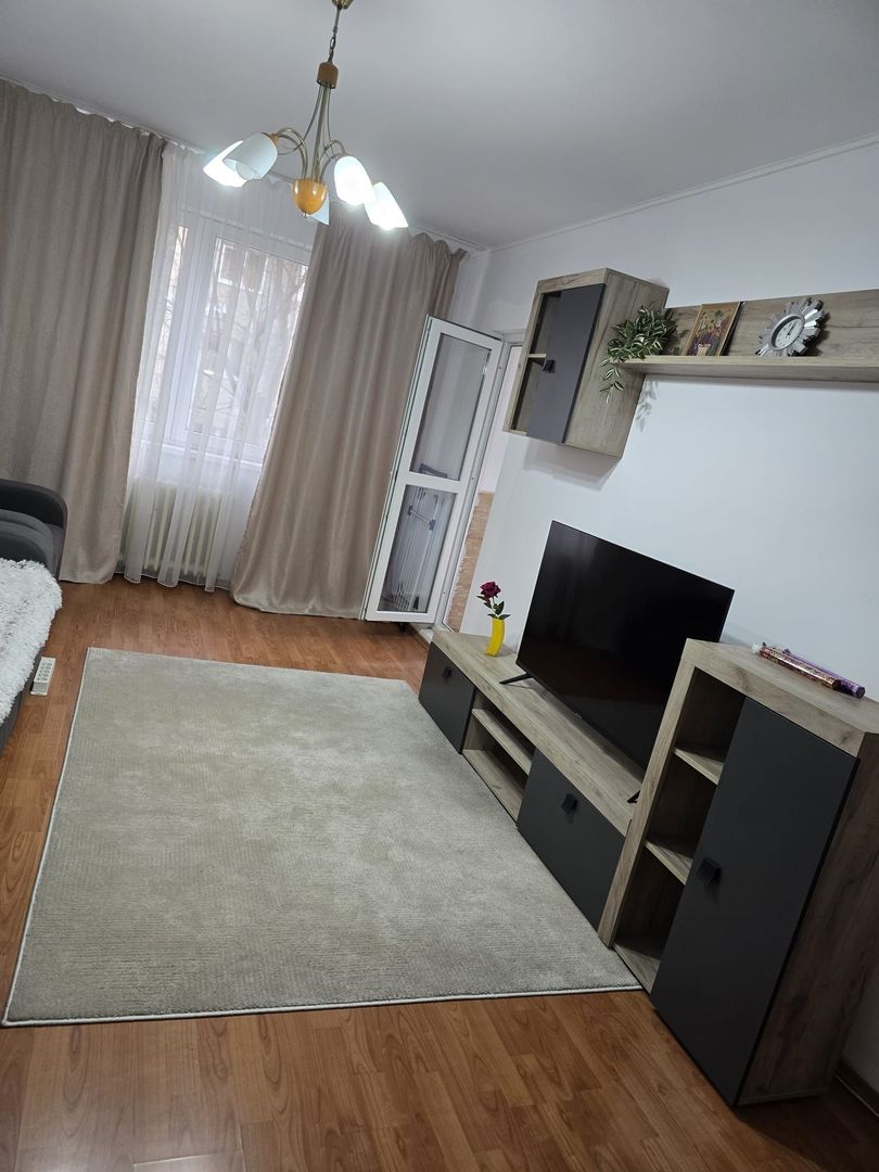 Apartament 3 camere Aparatorii Patriei - Poză 3