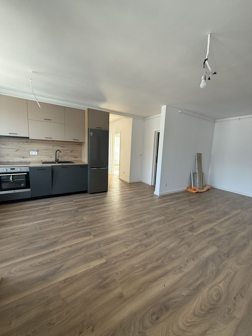 Apartament 3 camere de vânzare – Șelimbăr, zona Mihai Viteazu - Poză 3