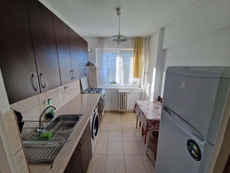 Apartament 2 camere, zona linistita, perfect - Poză 6