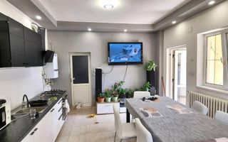 Casa individuala 7 camere Centru - Poză 10