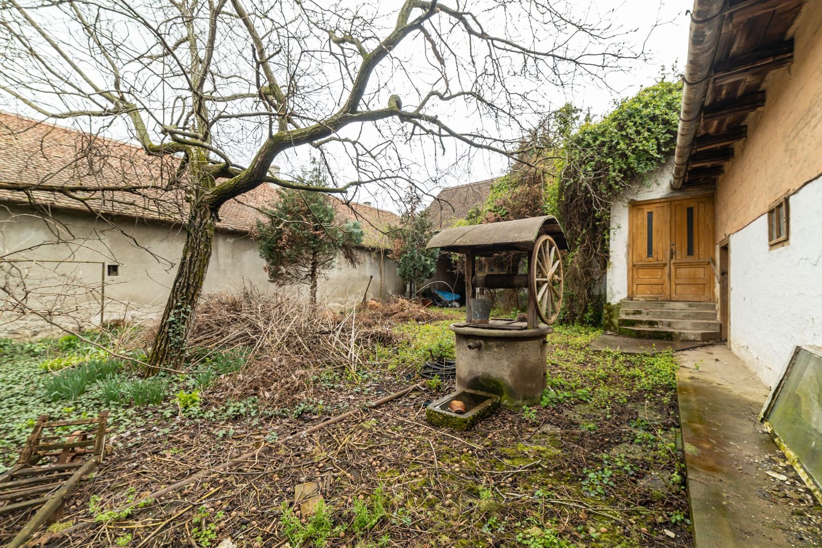 Casă în zona centrală Pâncota - Poză 10