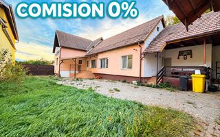 CASA DE VANZARE IN AVRIG – SPATIU GENEROS - Poză 1