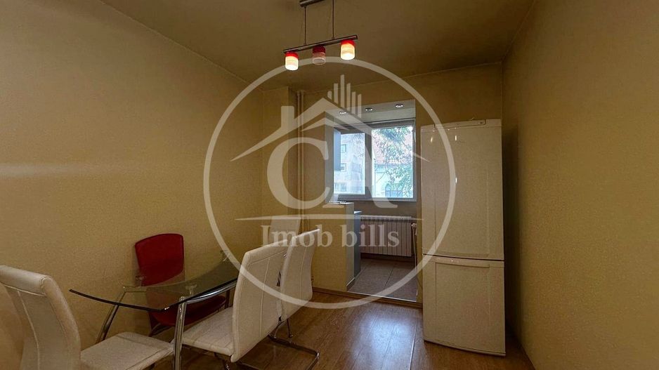 Apartament cu 3 camere de închiriat în zona Centrala, Oradea. - Poză 8