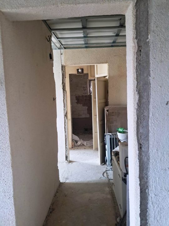 Apartament 3 camere Tg.Jiu - Poză 4