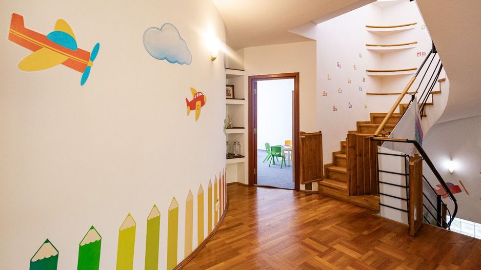 Vila de inchiriat | pretabil gradinita sau after school| Parcul Carol - Poză 12