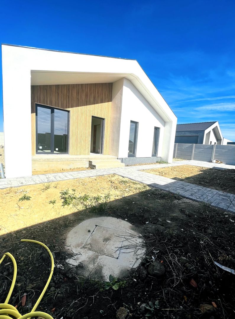Casă Modernă Tip Scandinav, 3 Dormitoare, Teren 500 m - Poză 2