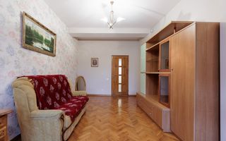 Chirie, casă, 3 nivele, 6 camere, str. Aerodromului, Râșcani - Poză 7
