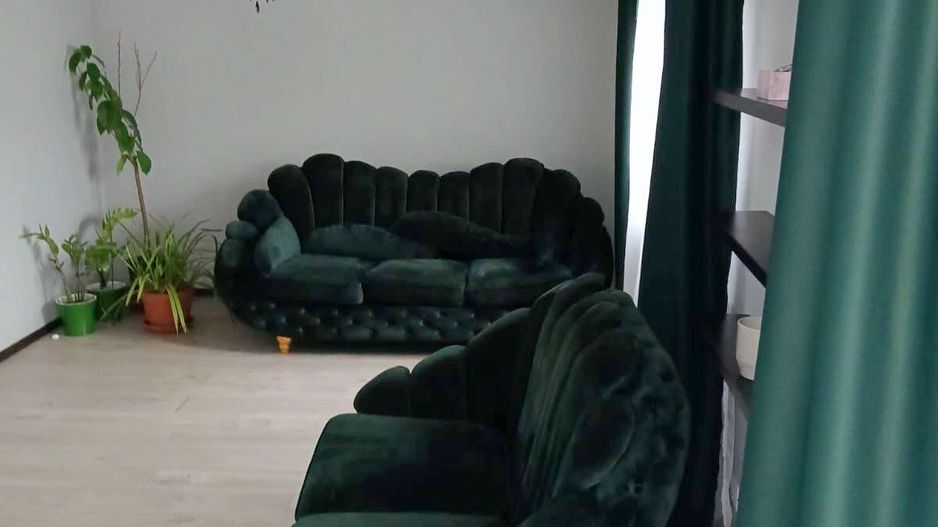 Oferta de inchiriere - Vilă modernă în Galați, str. Alexandru Cernat - Poză 3