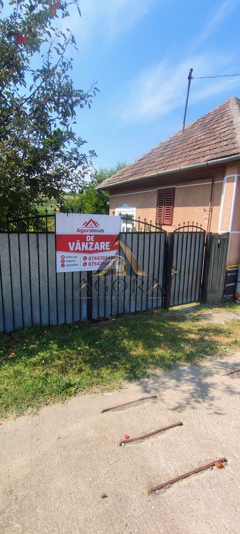 Casă cu teren 800 mp la 25 km de Sibiu – 3 camere, 124 mp – 65.000 € - Poză 1