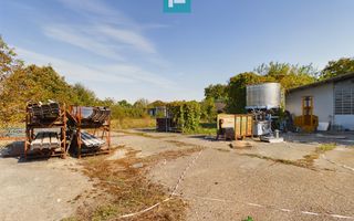 Spațiu industrial cu platformă betonată și teren - Poză 13