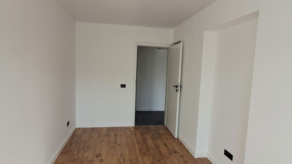 Prima inchiriere 3 camere+ parcare subterana , bloc nou S31 - Poză 5