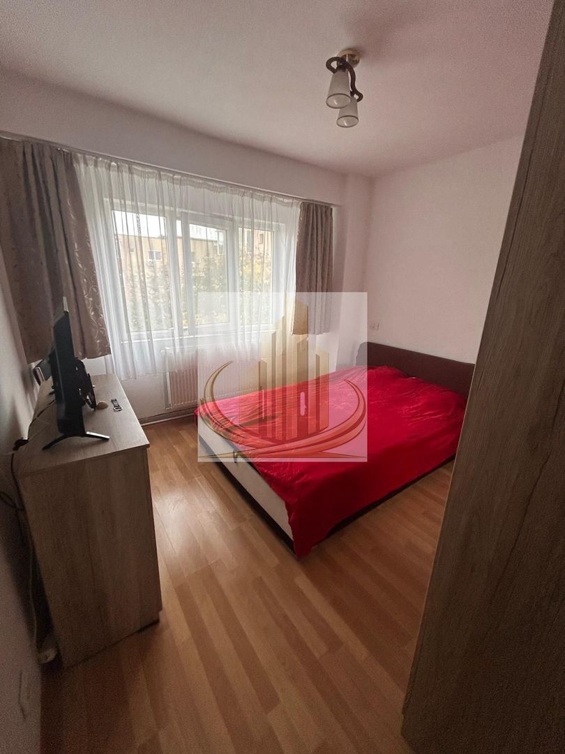 Apartament 5 camere 100mp Zona Padurea Verde - Poză 4