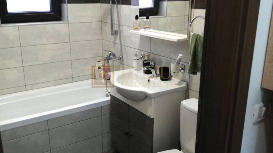 Apartament cu 2 camere in Giroc, loc de parcare - Poză 10