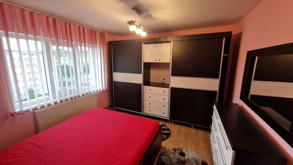 Inchiriez apartament 3 camere Muzeu - Poză 5