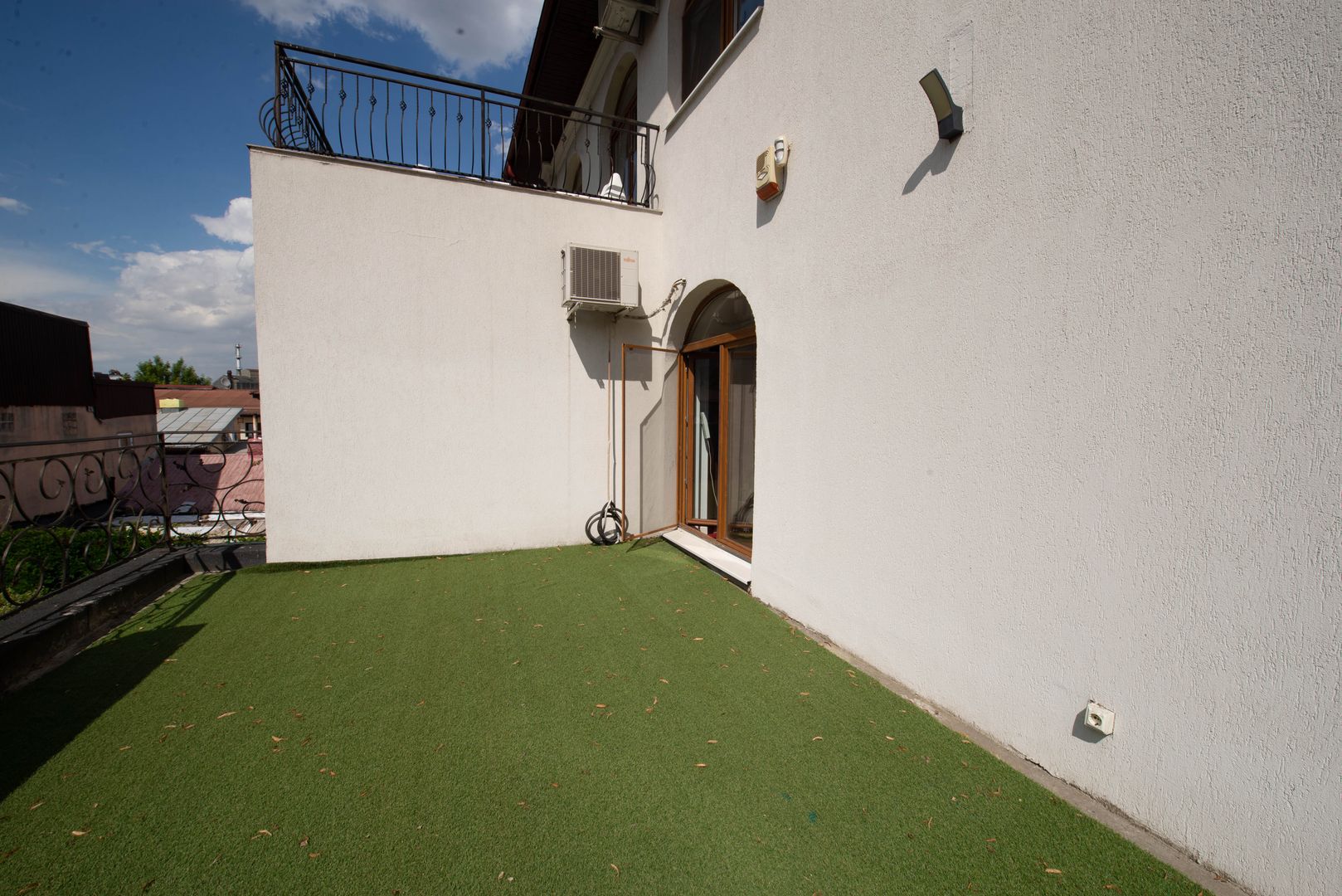 Apartament cu 4 camere, 117mp de vanzare, terasa 25mp, în zona Grivita - Poză 7