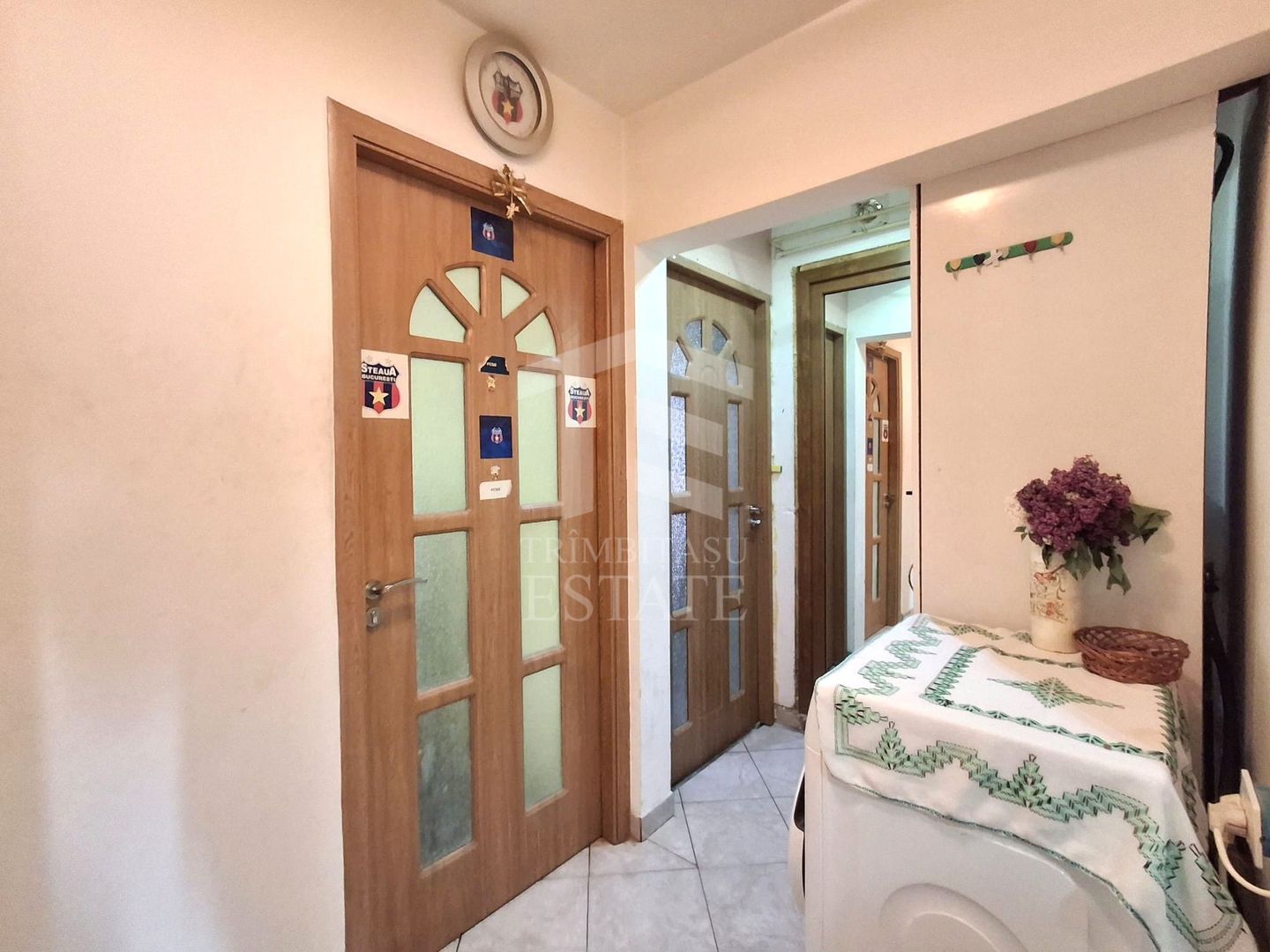 De Vanzare Apartament cu  3 camere  zona Mall Vitan - Poză 8