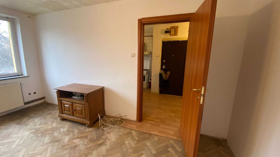 Apartament 2 camere decomandate Titulescu, Scoala nr 12 - Poză 5