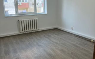 Apartament 2 camere 52mp+balcon-etaj 2-renovat-Zona Andrei Muresanu - Poză 3