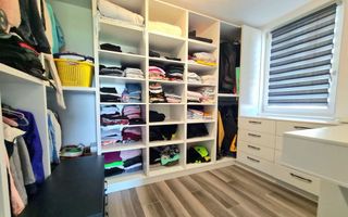 Casa moderna 5 camere 2 bai teren 200 mp si 2 parcari in Arhitectilor - Poză 4