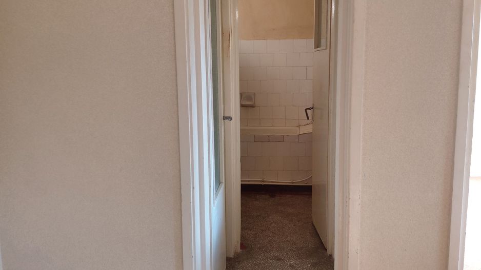 Apartament 2 camere, Tiglina 2, etaj 4,  balcon mare, liber! - Poză 10