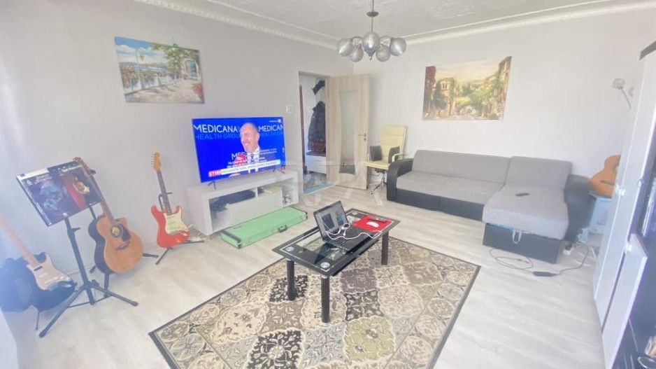 Vanzare Apartament 3 camere | Rahova - Petre Ispirescu - Poză 2