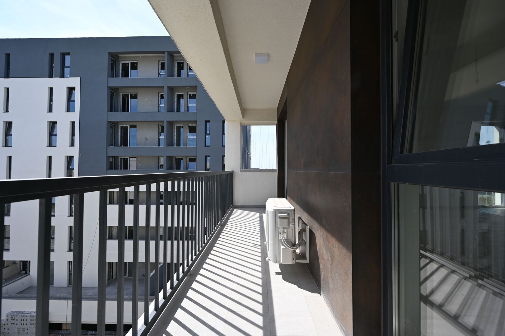 Apartament 2 camere parcare subterana - Poză 12