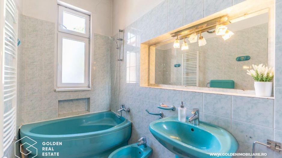 Locuinta de familie cu spatiu ideal pentru dezvoltarea unei afaceri - Poză 8