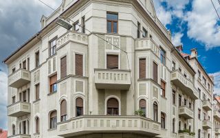 Apartament ultracentral cu 4 camere decomandat, etaj intermediar - Poză 13