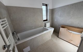 Duplex cu 3 camere despartit prin camera tehnica in Mosnita Noua - Poză 9