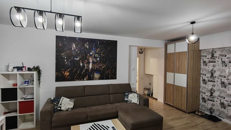 AP. 2 CAMERE - NUSCO CITTA, CENTRALA , BUCATARIE INCHISA, PARCARE - Poză 1
