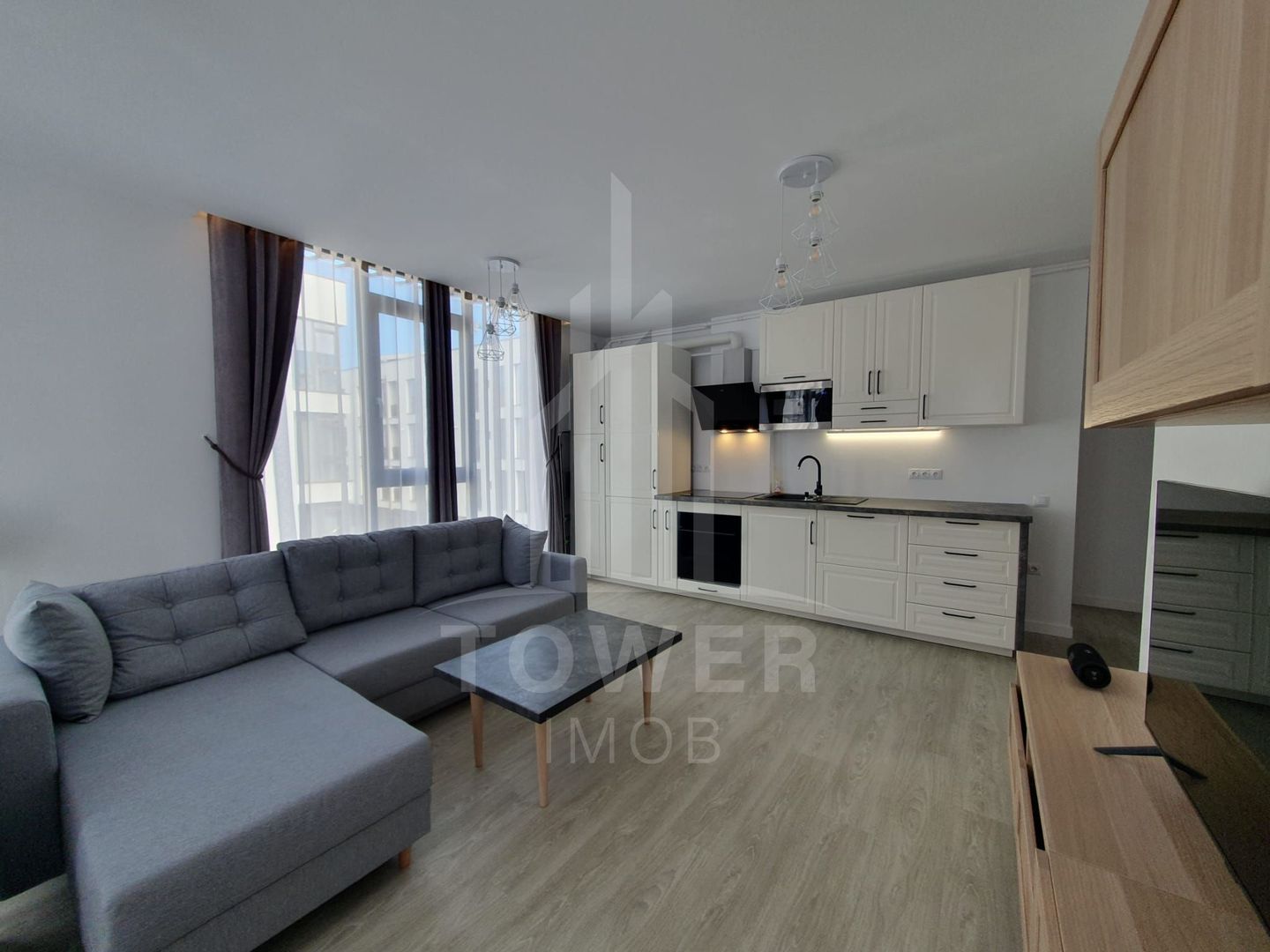 Apartament 3 camere de închiriat Doamna Stanca - Poză 1