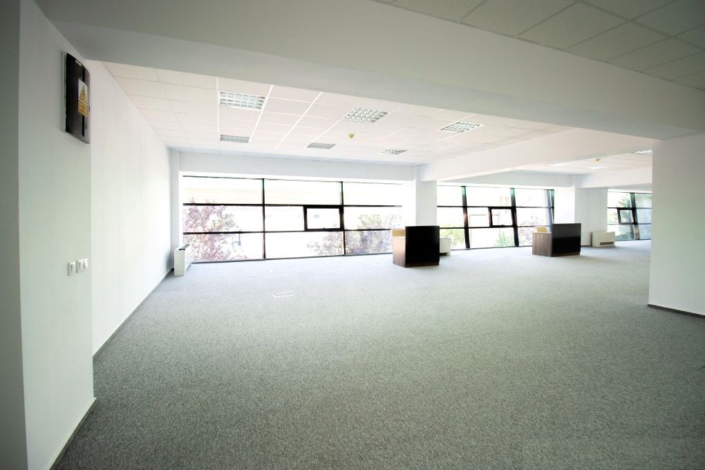 Inchiriere Bucuresti | Aeroport Otopeni | Spatiu Birouri | Utilitati incluse - Poză 2