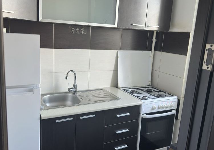 Garsoniera - Titan - Poză 7