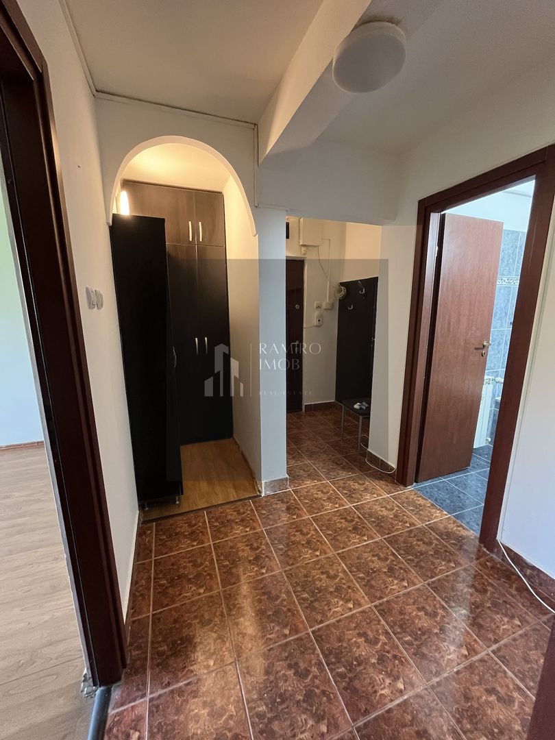 Apartament 2 camere decomandat Drumul Taberei - Poză 4
