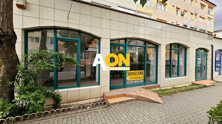 Spatiu comercial cu expunere stradala, 115 mp utili, str. V. Goldis - Poză 1