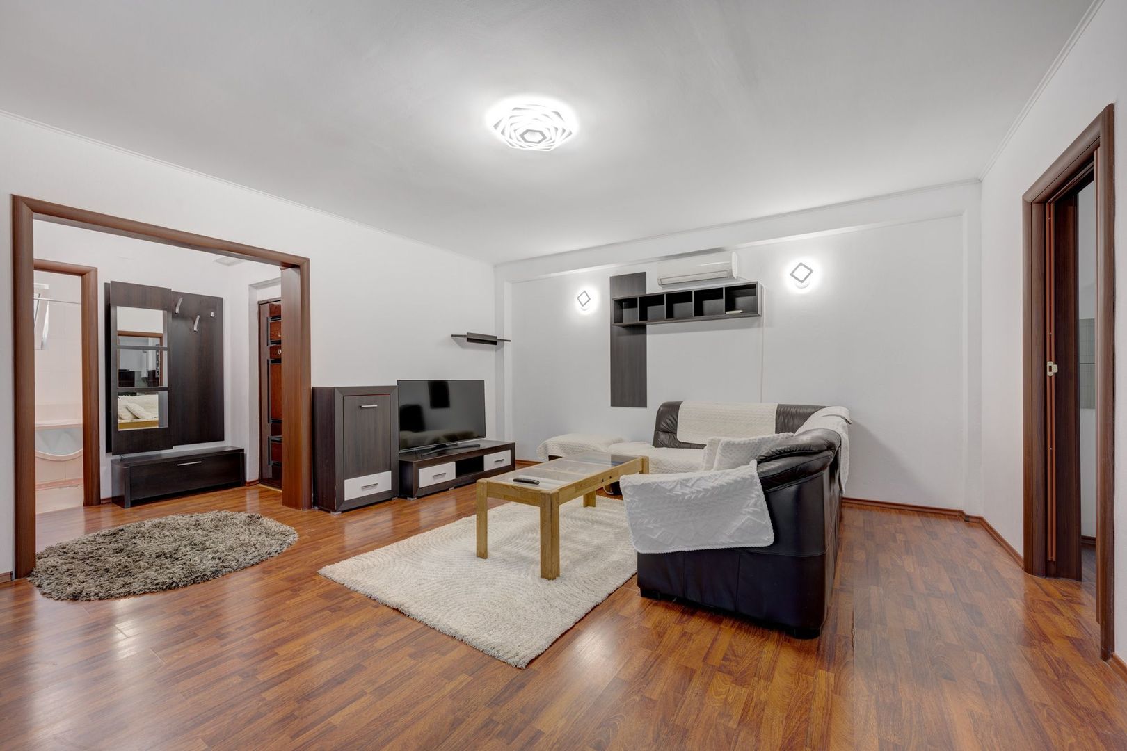 SI CASA SI AFACERE totul sub același acoperiș in Sector 5/Sălaj - LIDL - Poză 30