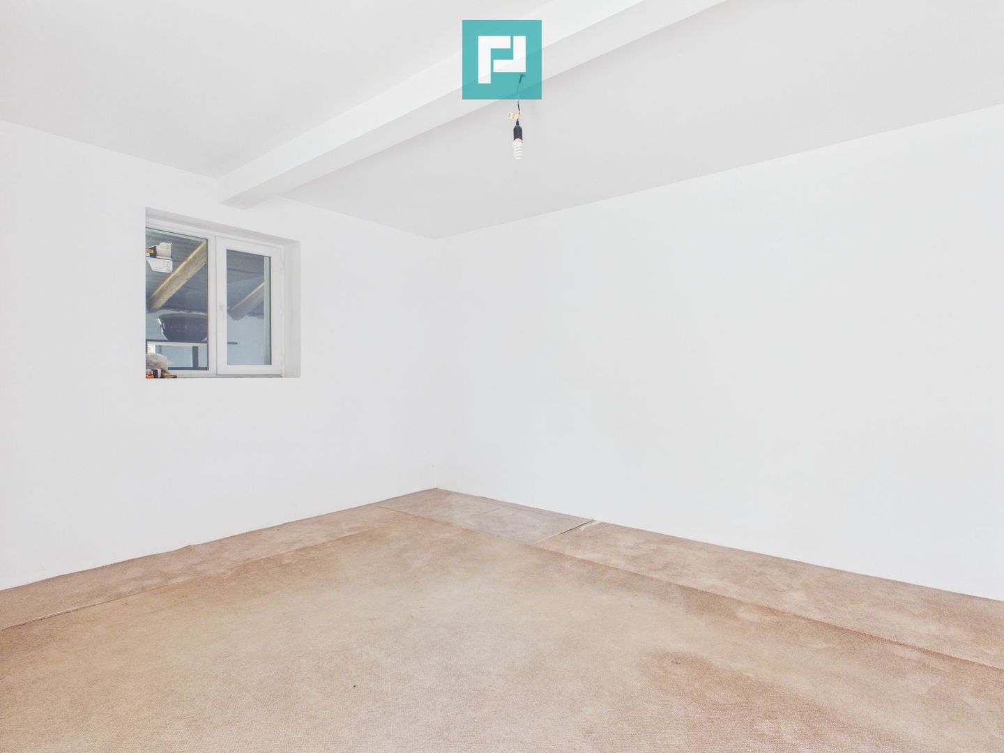 Casa renovata 3 camere Gepiu - Poză 6
