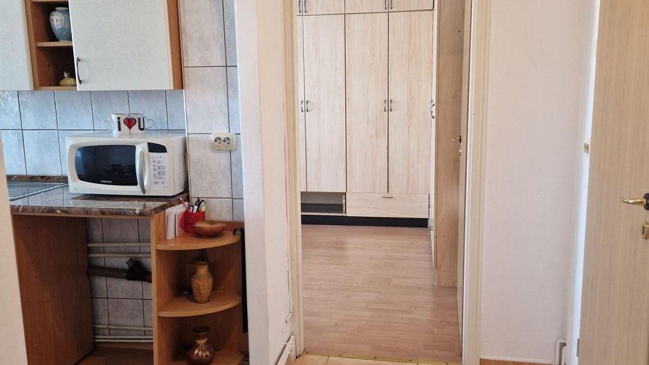 Apartament confort 1 Central - Bd Garii,decomandat,disponibil imediat. - Poză 3