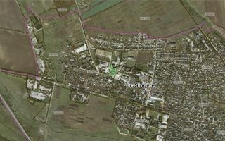 De vânzare teren cu construcții în orașul Sângerei – 56,7 ari - Poză 2