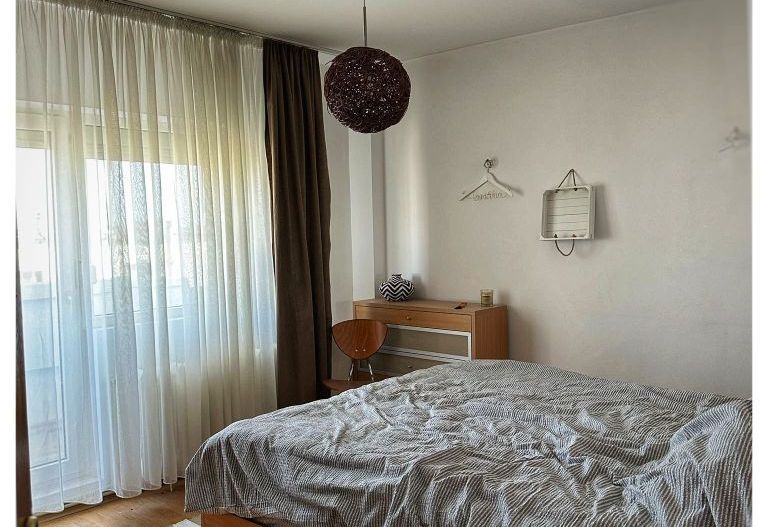 Închiriez apartament 3 camere, Mall Vitan, centrală proprie + parcare - Poză 2