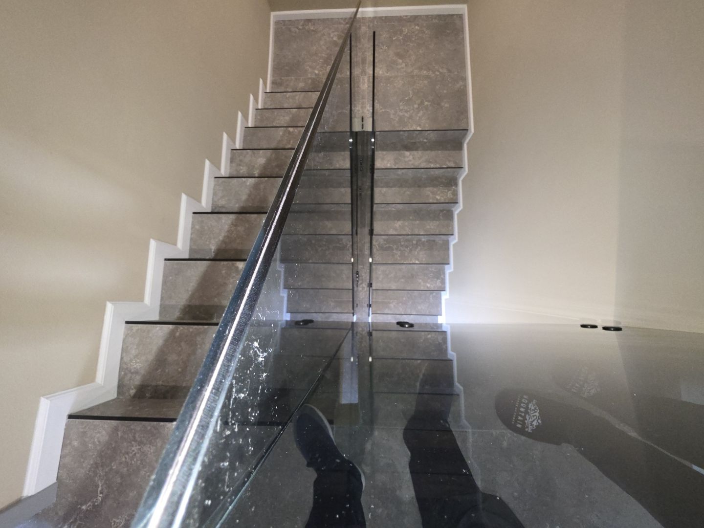 Vila intr-un peisaj idilic la 15 minute de capitala, pret imbatabil! - Poză 14