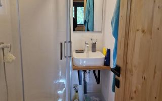 Cabana  Comarnic 650 mp teren,  Cartier Ghiosesti! - Poză 10