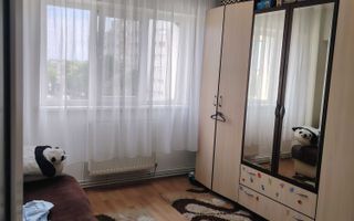 BRASADAS vinde ap 2 cam etaj 4/8,in zona SOARELUI. - Poză 3