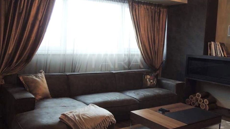 Penthouse de lux cu 3 camere în zona Centrală !! - Poză 1