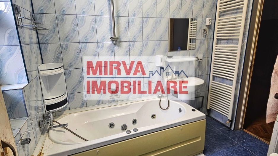 Casă cu arhitectură interbelică, 5 camere, teren 409 mp – Central - Poză 24