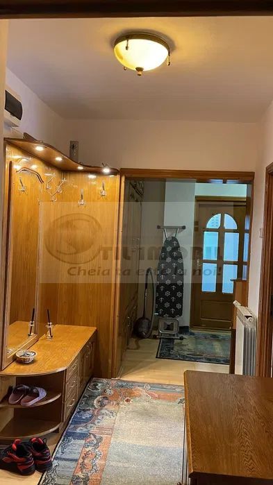 Apartament,3 camere,Centru-Păcurari, Iași,renovat 165.000 EURO - Poză 4