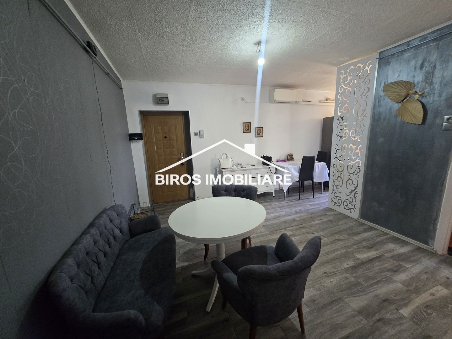 3 camere Brazda - Casa cu Tei - Poză 1