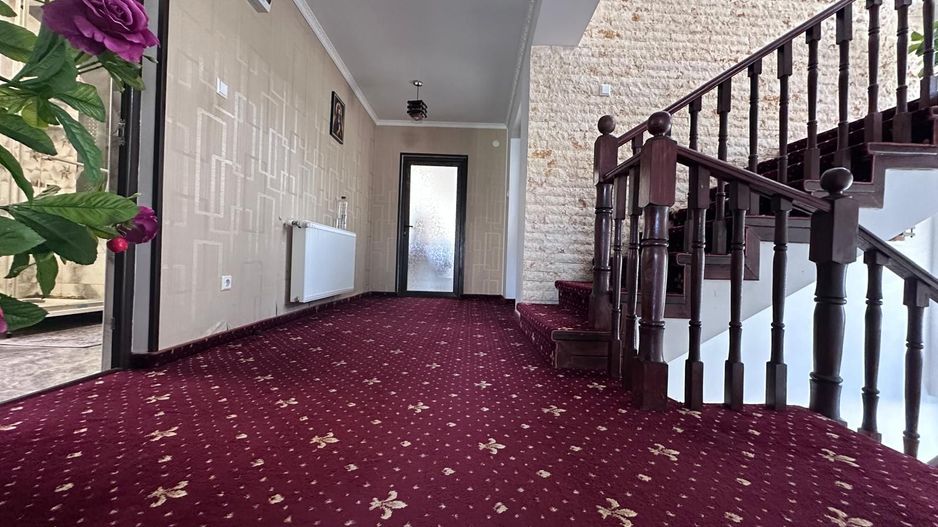 Vânzare casă S+P+E -Valea Voievozilor cu panouri solare si garaj dublu - Poză 13