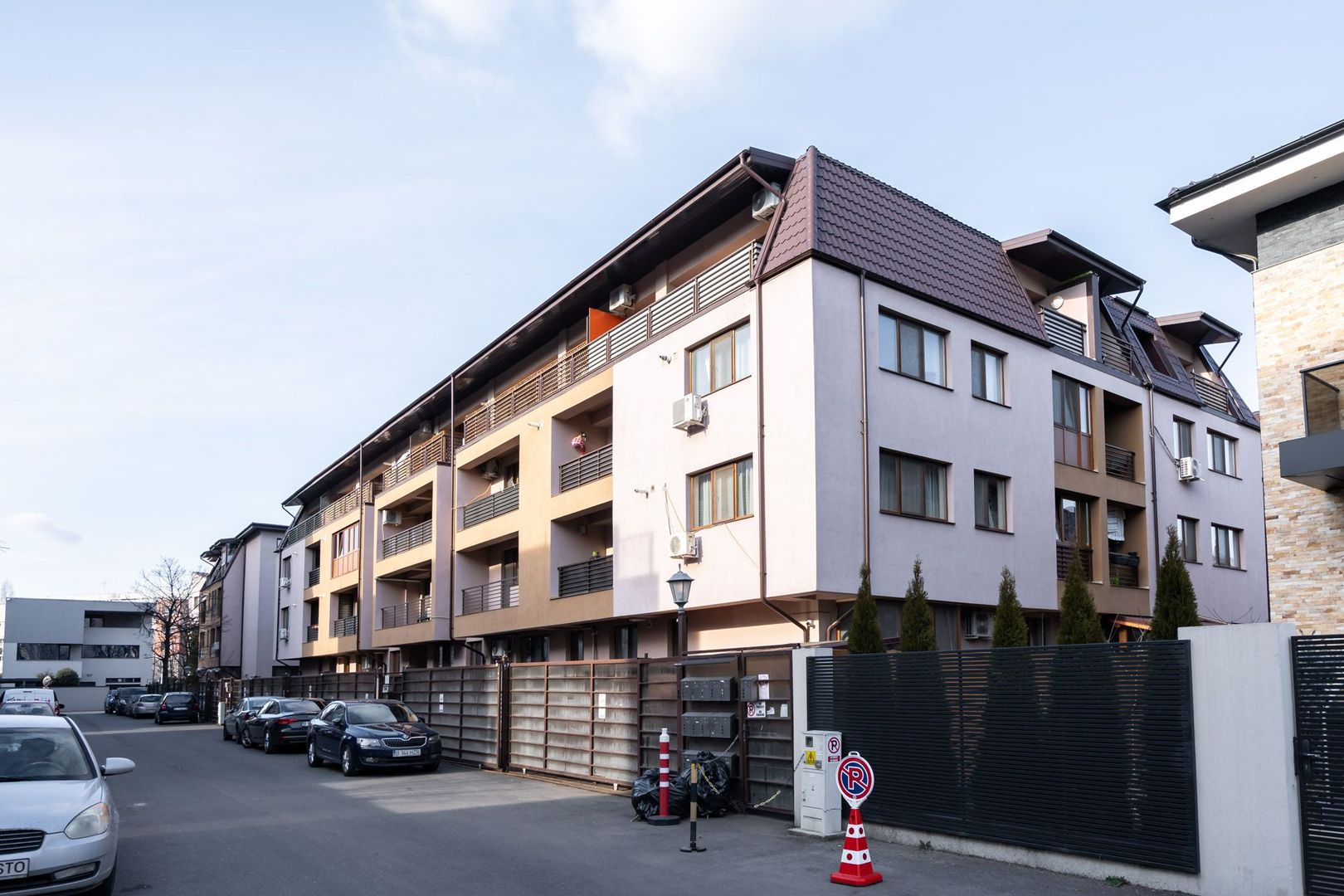 COMISION 0% - Apartament 4 camere 93mp in complex inchis, langa parc si metrou - Poză 17